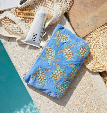 Turtle Conservation Everyday Pouch