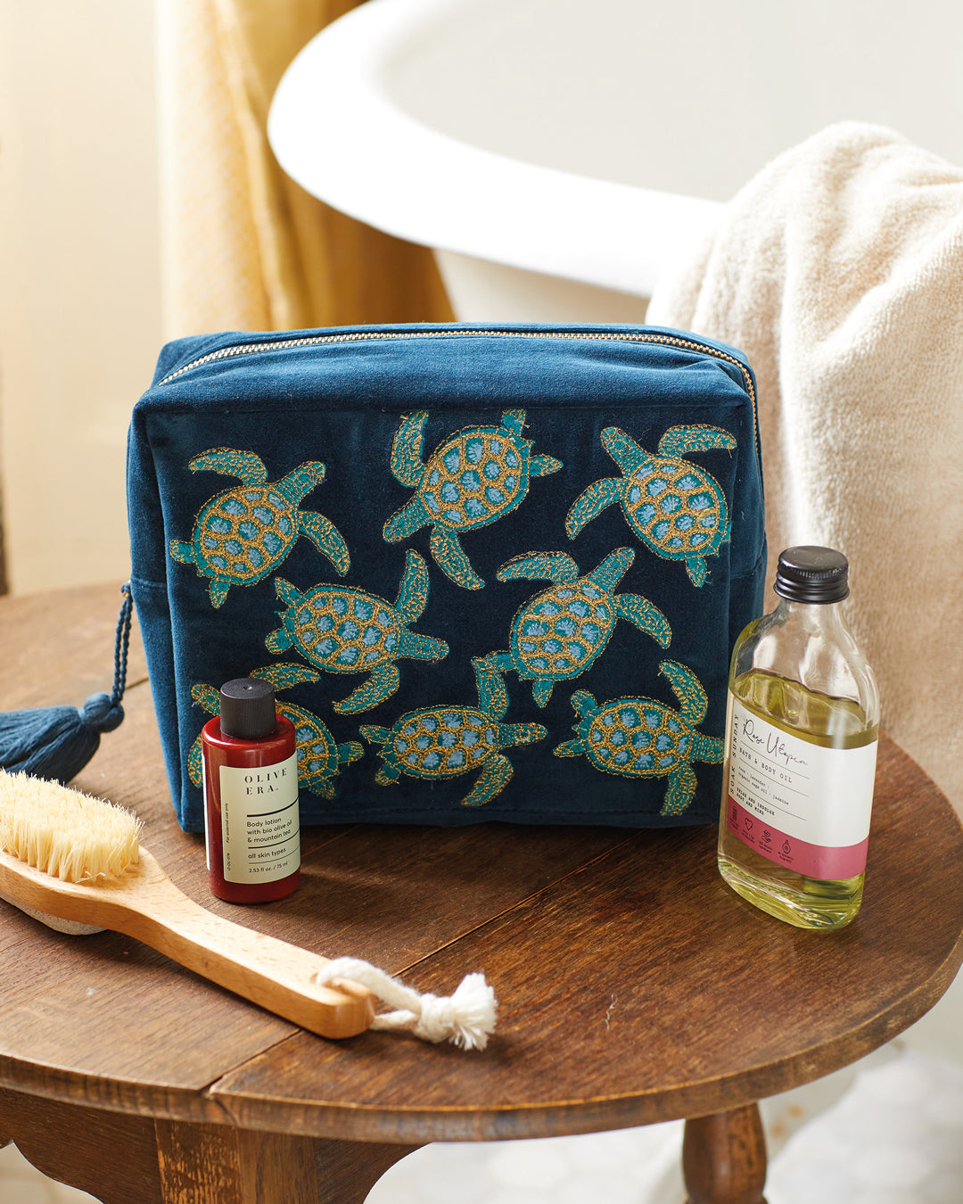 Turtle Conservation Wash Bag