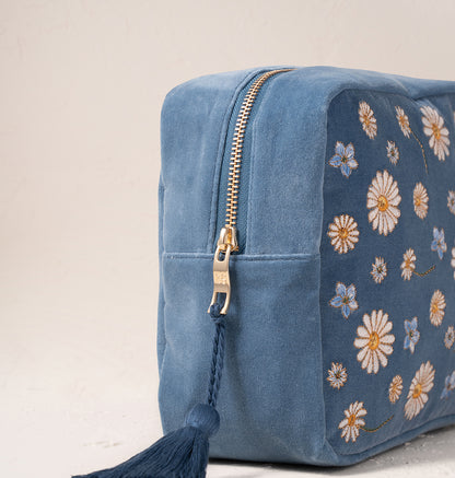 Daisy Dream Wash Bag