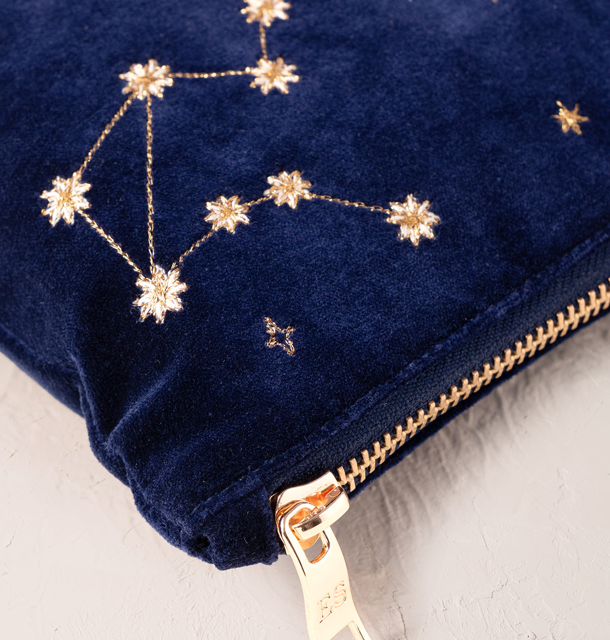 Libra Navy Everyday Pouch