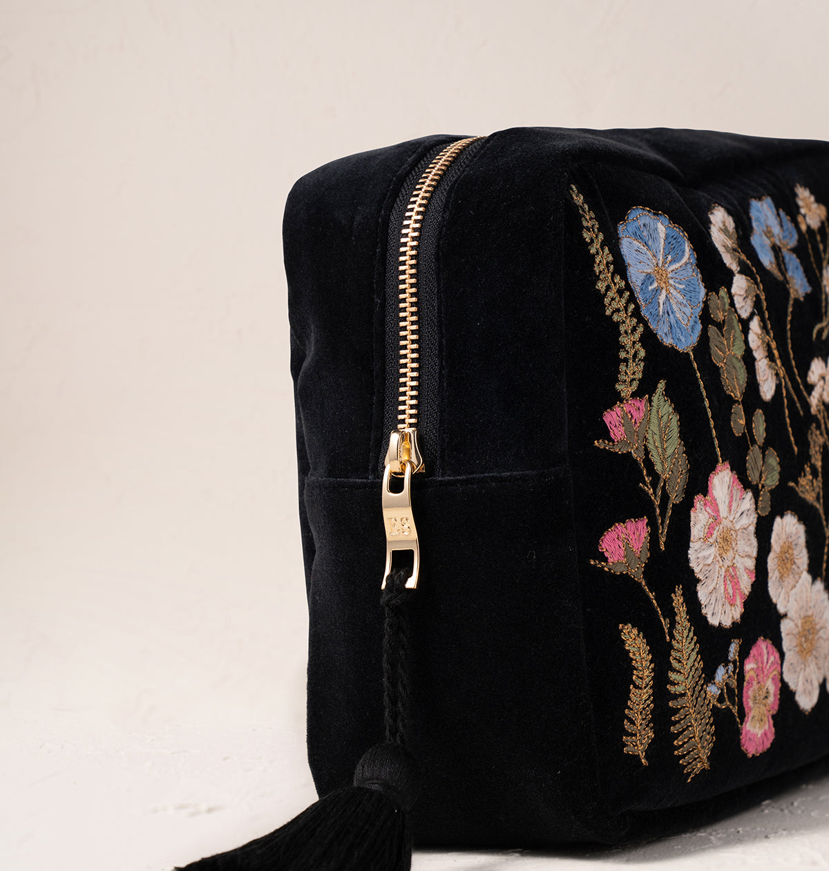 Pressed Flowers Wash Bag