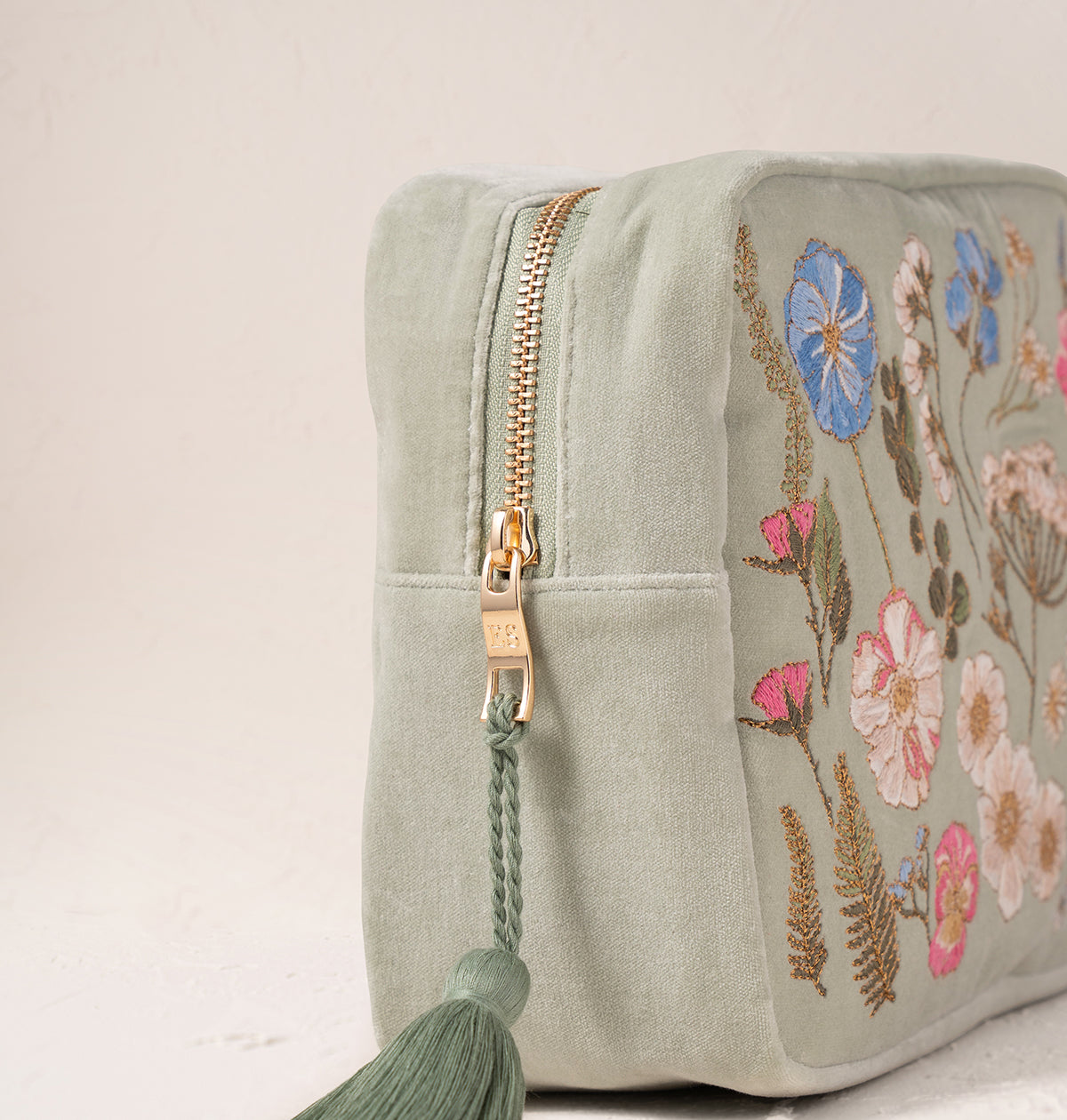 Pressed Flowers Wash Bag