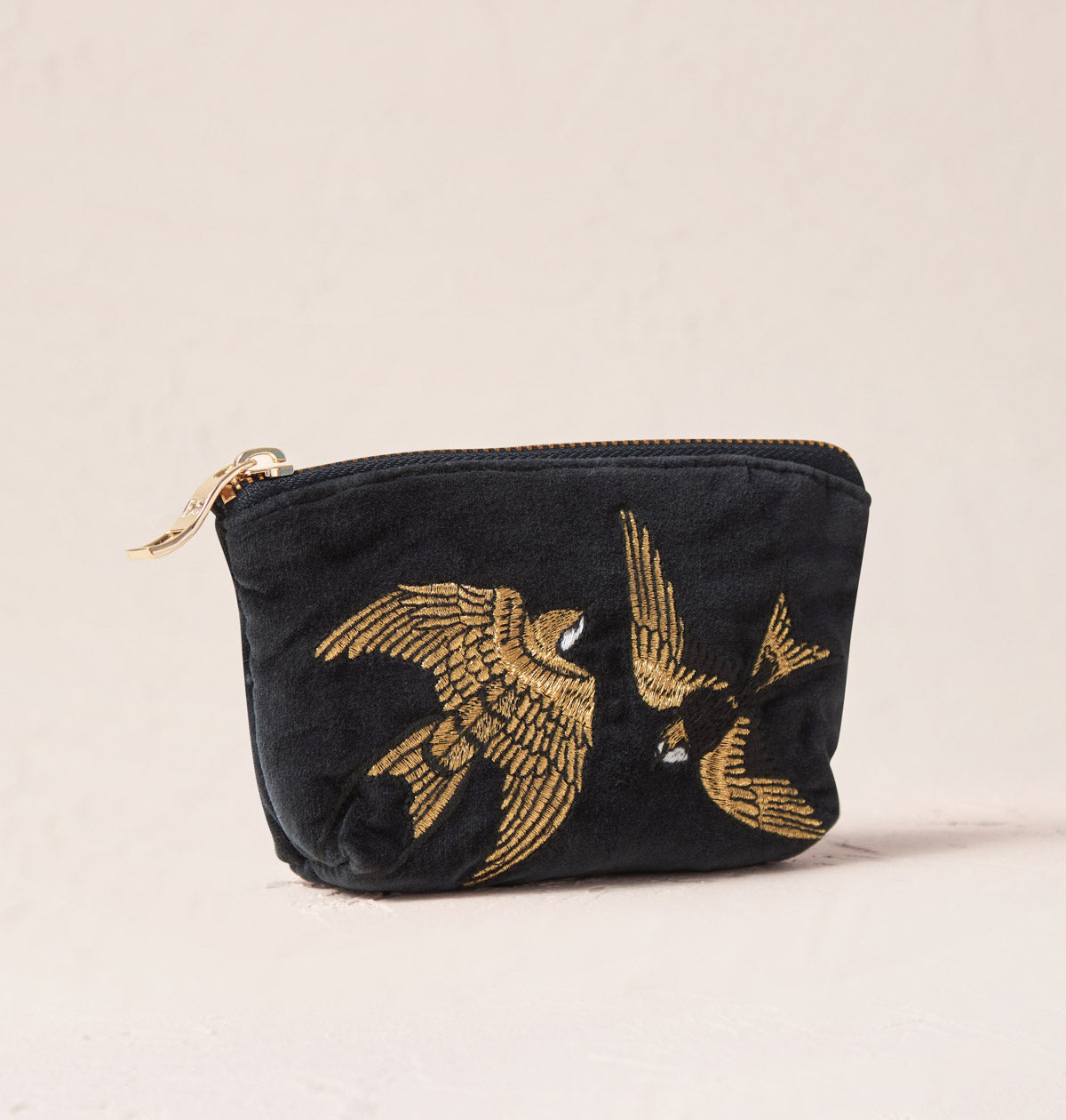 Elizabeth scarlett 2025 coin purse