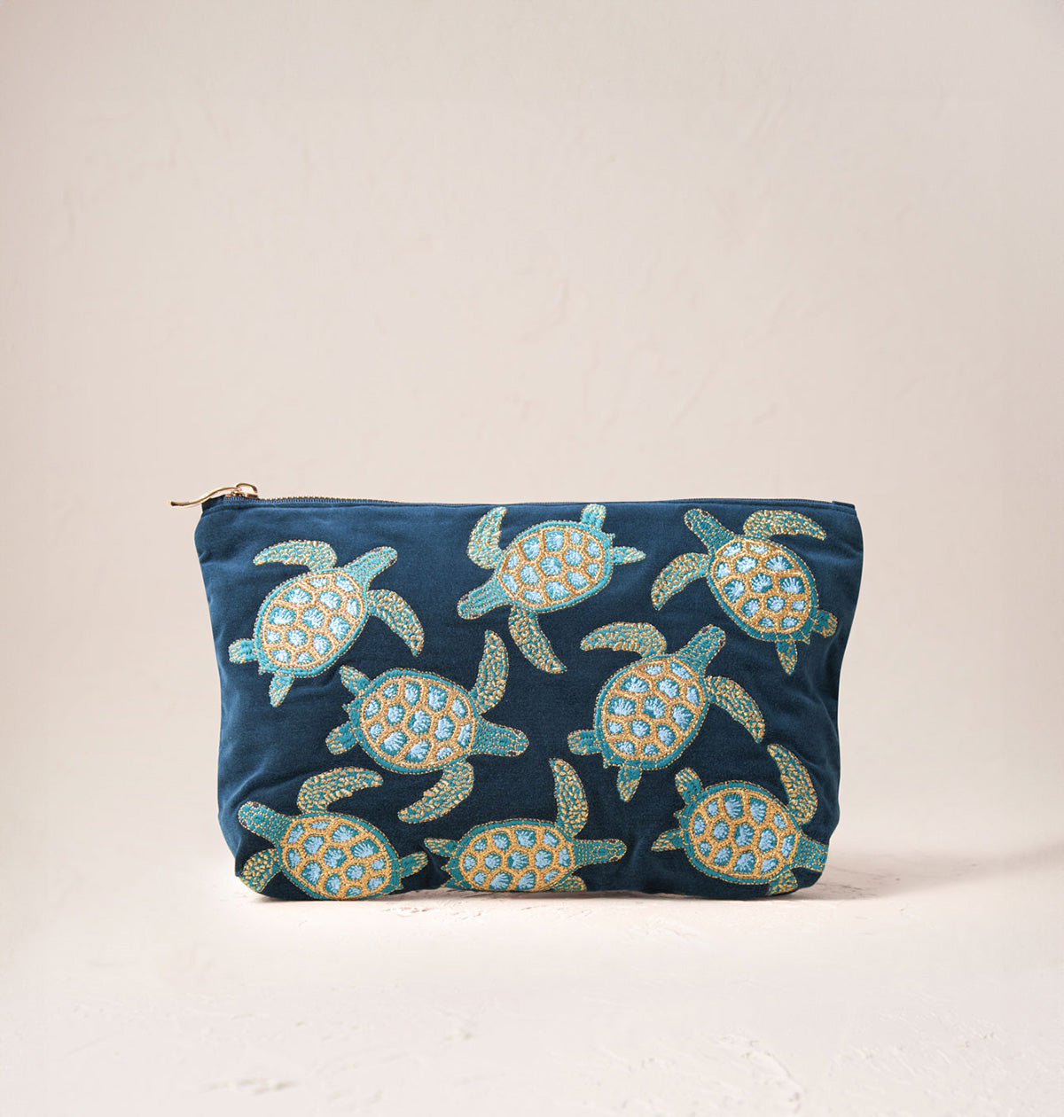 Turtle Conservation Everyday Pouch