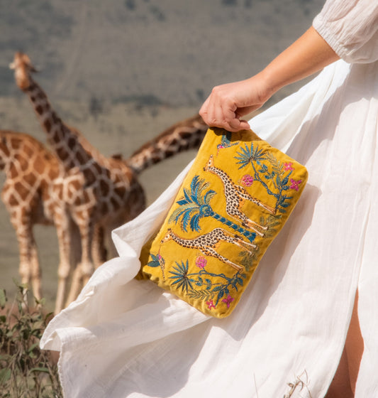 Wild Giraffe Palm Everyday Pouch