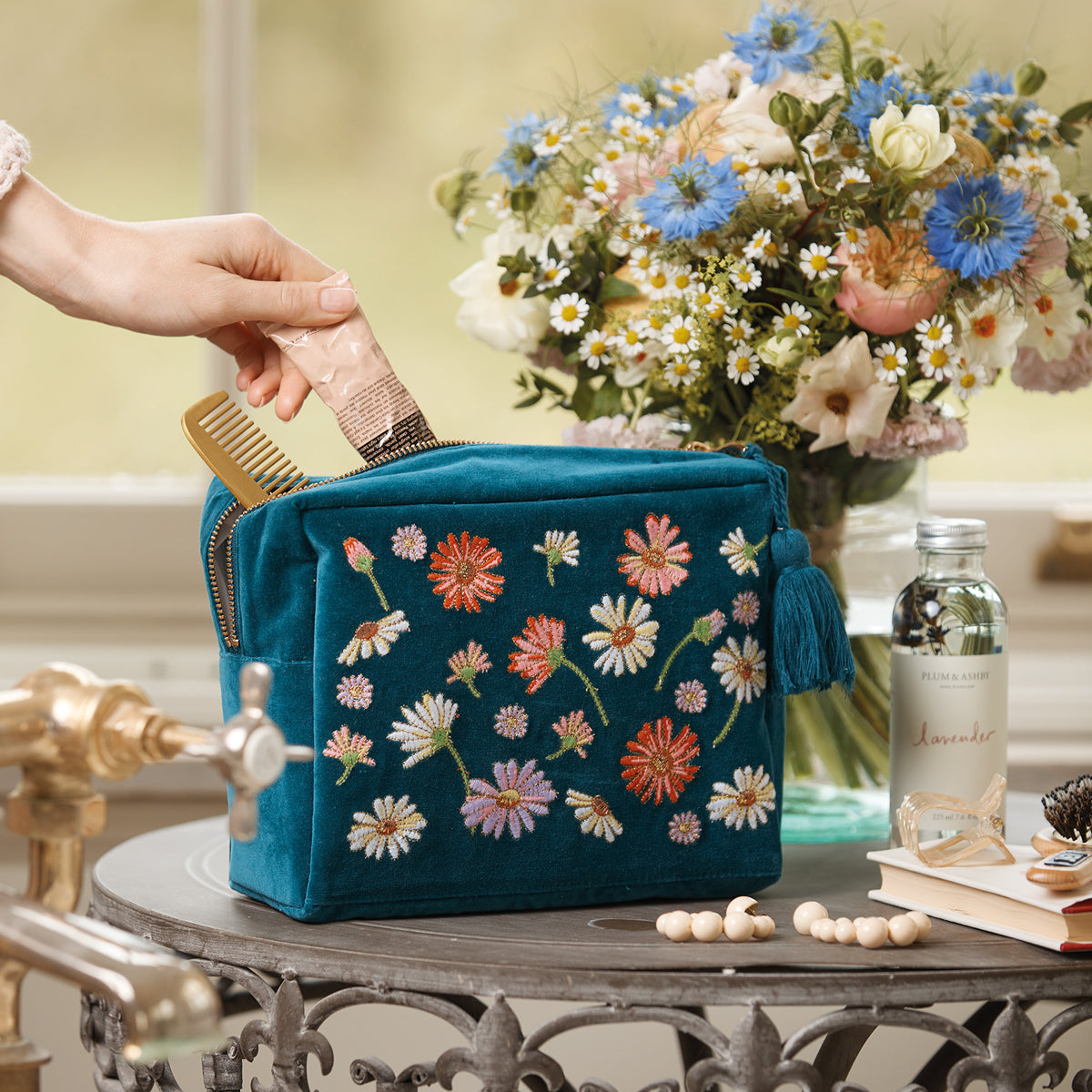 Wildflower Makeup Bag Elizabeth Scarlett